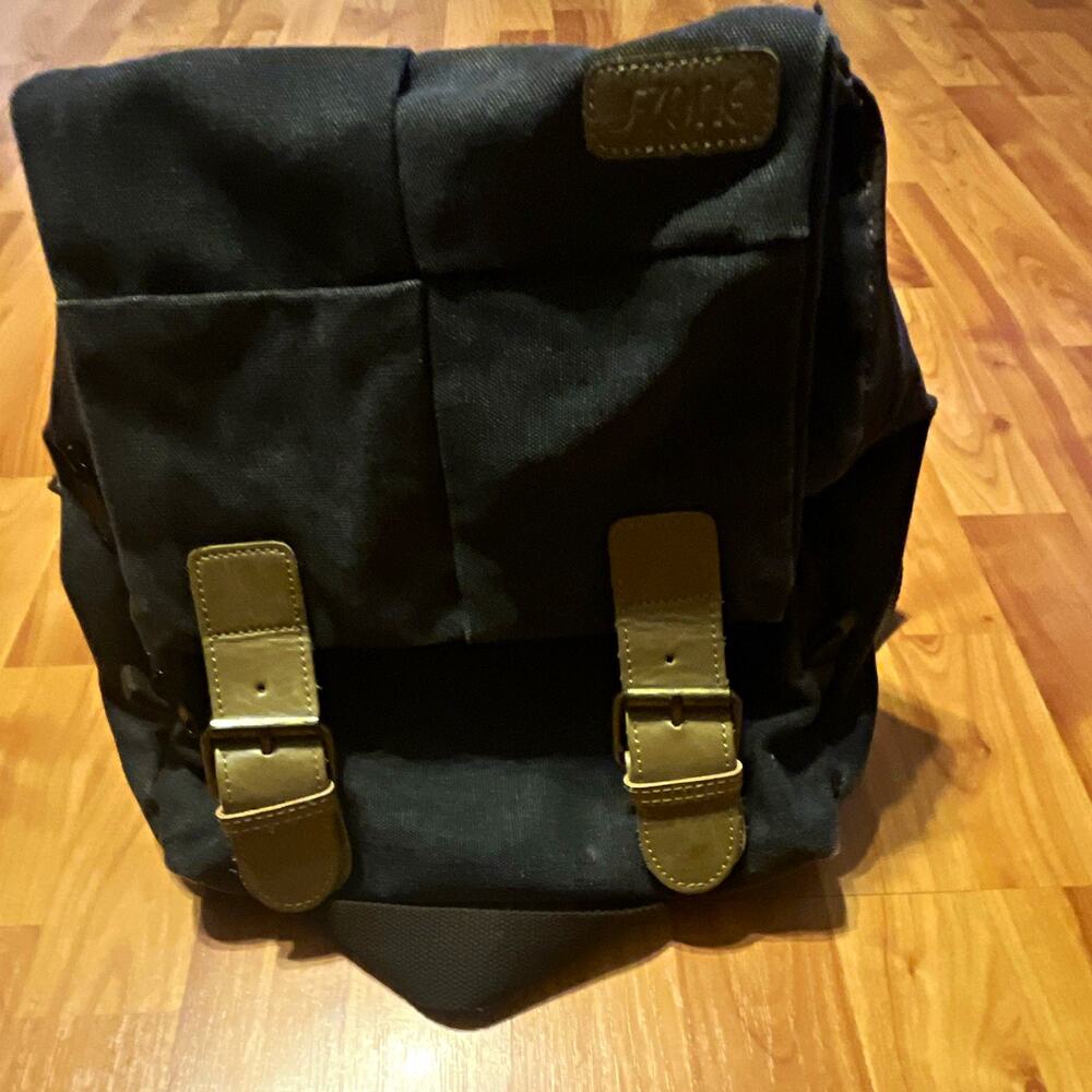VTG S-Zone Black Messenger/Camera Bag Unisex Solid Shoulder Strap Buckle Closure